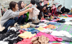 [포토뉴스]원주 J&U 댄스아카데미 결손 가정 돕기 자선 바자회