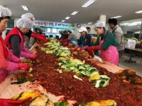 [평창]취약층에 김장김치 나눔봉사 잇따라 훈훈