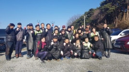 [포토뉴스]강남동 연탄은행 후원 대상 5가구에 연탄 전달