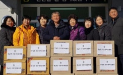[포토뉴스]현남면 경로당 20개소에 라면 전달