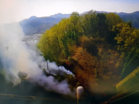 홍천군 화촌면 군업리서 산불…50분 만에 큰 불길 잡고 잔불 정리