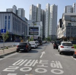 [강릉]도로 양쪽 주차장화  …  초행자 역주행도