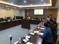 “대형마트 골목상권 진출 방지법 마련 절실”