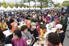 [원주]원주 삼토페스티벌 성황 농산물 직거래 인기몰이