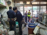 [포토뉴스]LS전선 동해공장 시장 전기점검 재능기부
