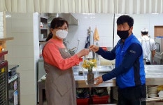 [포토뉴스]강릉 연한훼미리 화훼농가 돕기 운동