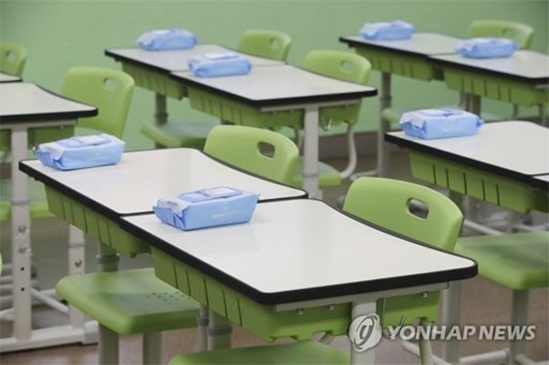 고3 등교수업 시작 학부모 논쟁 여전 | 포토뉴스