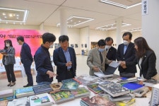 고품격 미술축제 눈이 즐겁다