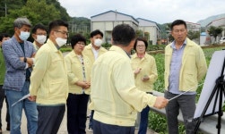 [포토뉴스]영월군의회 주요사업점검특별위 수해지역 현장 점검