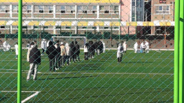[포토뉴스]코로나19 검사 기다리는 속초 학생들