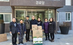 [포토뉴스]대한노인회 삼척시지회 방역물품 전달