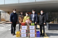 [포토뉴스]NH농협 정선군지부 꽃바구니 전달