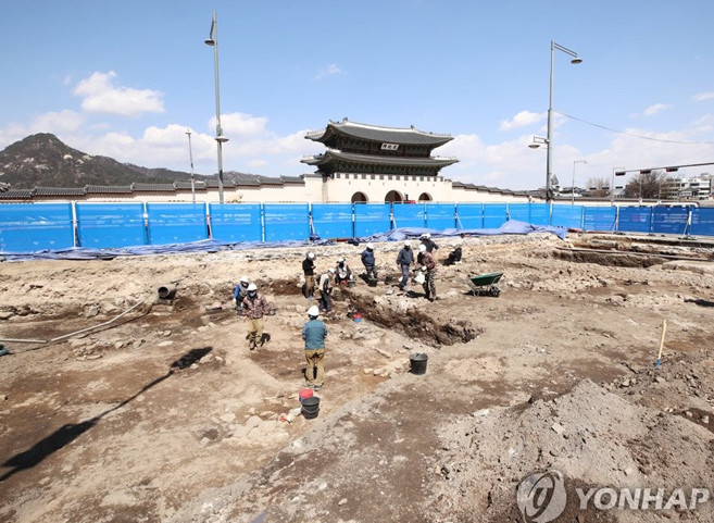 서울시, 국가상징공간 100m 태극기 설치 계획 사실상 철회