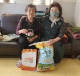 [포토뉴스]전몰군경미망인회 횡성군지회 카네이션 전달