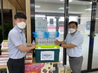 [포토뉴스]NH농협 홍천군지부 영업점 무더위 쉼터 개방