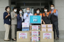 [포토뉴스]양양군자원봉사센터 군보건소에 격려 물품 전달