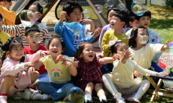 [포토뉴스]어린이날 100주년 앞둔 아이들의 해맑은 웃음