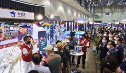 ‘15만명 인산인해 돌아온 지역축제에 활력 불어넣다