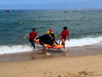 [포토뉴스]속초해수욕장 앞바다서 민·관·군 합동 인명구조 훈련