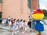 [포토뉴스]춘천인형극제 마스코트 코코바우 신동초 방문