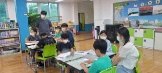 [포토뉴스]서울대 국제자원봉사동아리 고성 대친초 교육봉사활동
