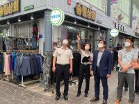 [포토뉴스]윤상기 강원소방본부장 횡성시장 방문