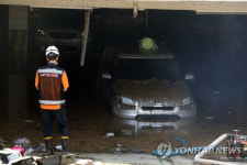 반지하 주택, 지하주차장 빗물 조금이라도 차오르면 즉시 대피…차량이동 금지