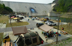 화천 평화의댐 오토캠핑장 최신 카라반 캠핑시설 조성