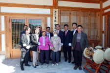 [포토뉴스]홍천 화촌면 군업1리 한옥 마을회관 준공식