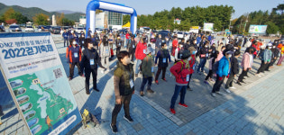 호수와 바다 환상의 고성 화진포에서 가을 만끽