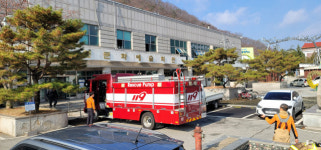 화천문화예술회관 화재로 학생들 긴급 대피 소동