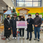 [포토뉴스]우리문구프라자 후원품 전달