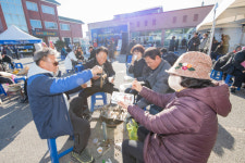 [포토뉴스]2022 오호항 도루묵·수산물 구이 체험 한마당