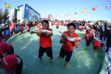 반갑다 겨울! 보고싶다 평창! ‘2023년 평창송어축제’개막!