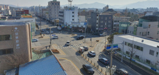 강릉 경찰서 앞 사거리 회전교차로 필요 민원 잇따라