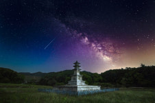 원주 ‘거돈사지 삼층석탑’…석탑 위를 수놓은 별에 취하다