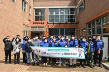 [포토뉴스]원주시시설관리공단 누리보듬봉사단, 갈거리사랑촌 대청소