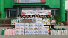 [포토뉴스]강릉 송정동 새마을부녀회 경로당에 음식 전달