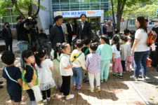[포토뉴스]평창군 꿈꾸는 실내놀이터 개관 및 어린이날 기념행사