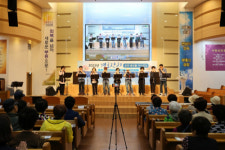 [포토뉴스]묵호노인종합복지관, 동해장로교회 후원 경로잔치