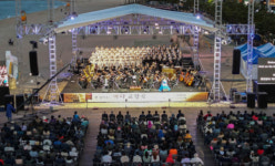 본 윌리엄스, 바다 교향곡’ 연주회 성황