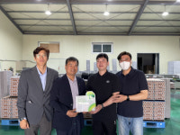 [포토뉴스]횡성 무리개 농장-초록우산어린이재단 강원지역본부, 나눔 현판 전달식 진행