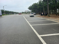 낙산해수욕장 피서객 줄었는데 태풍까지…주민들 한숨만