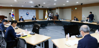 수능·모의고사 출제 교사 24명, 최고 5억 받고 입시학원에 문제 팔아 '충격'