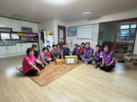 [포토뉴스]상장동 주민자치위원회, 추석맞이 경로당 방문     