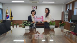 [포토뉴스]송경희 르드망 대표, 모교 설악고에 장학금 기탁