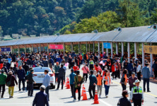 어르신 6,600명 모인 태백시 대규모 경로잔치 화제