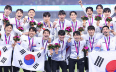 한국 축구, 일본에 2-1 역전승…항저우 AG 3연패 위업