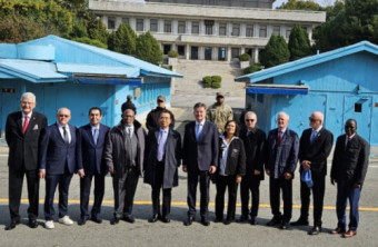 [포토뉴스]유엔총회의장협의회 전체총회 첫날 판문점 방문