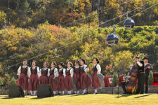 국가정원 유치 기원, 가리왕산 케이블카 광장에서 요들 공연 눈길